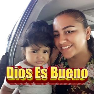 Meet your Posher, Alejandra